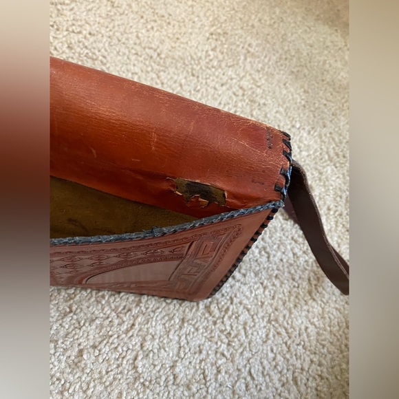 Vintage Leather Shoulder Purse from Mexico - Picture 12 of 15